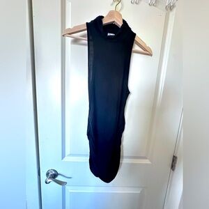 Kismet Turtleneck Sleeveless Top M